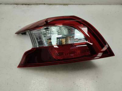 PILOTO TRASERO IZQUIERDO PEUGEOT 308 2015 1.2 GASOLINA