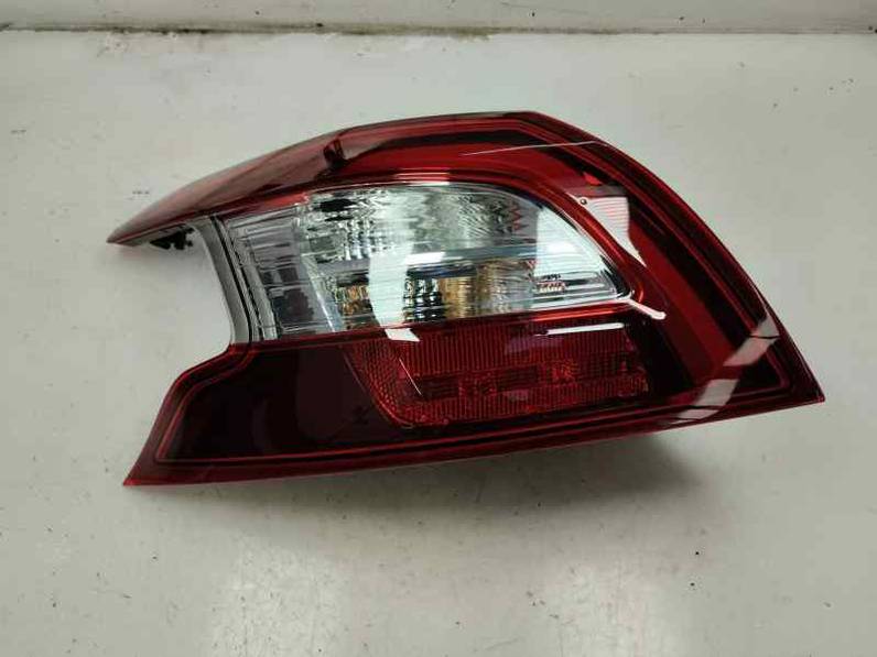 PILOTO TRASERO IZQUIERDO PEUGEOT 308 2015 1.2 GASOLINA