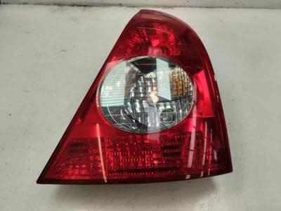 PILOTO TRASERO DERECHO RENAULT CLIO II FASE II 2005 1.2 (75 CV)