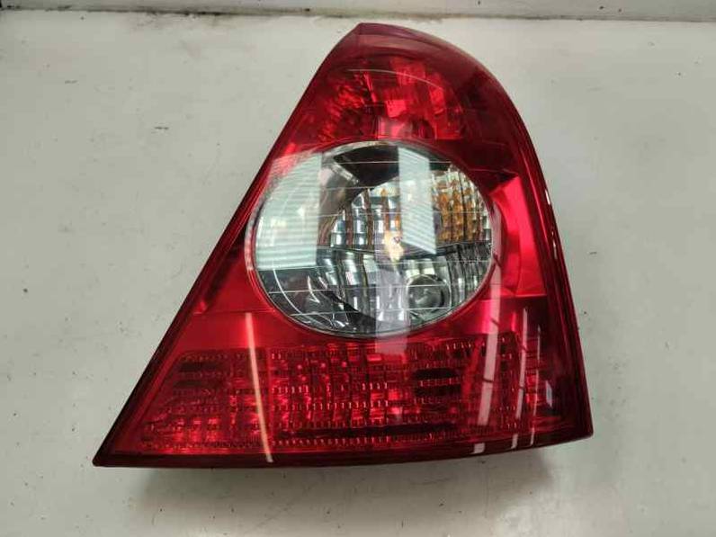 PILOTO TRASERO DERECHO RENAULT CLIO II FASE II 2005 1.2 (75 CV)