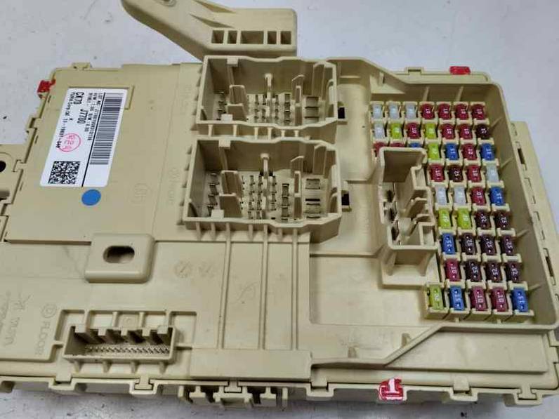 CAJA RELES FUSIBLES KIA CEED 2020 1.6 CRDI DRIVE (136 CV)