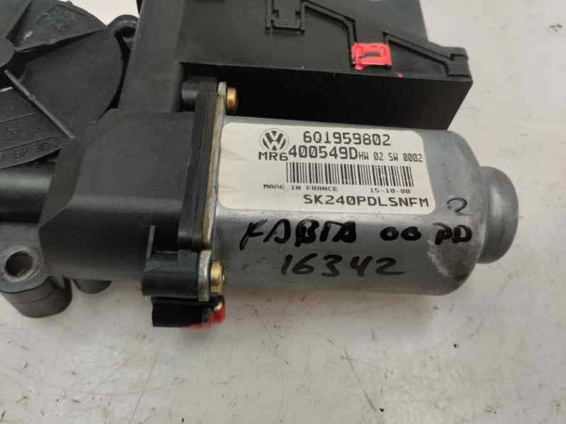 MOTOR ELEVALUNAS DELANTERO DERECHO SKODA FABIA 2000 1.9 SDI (64 CV)
