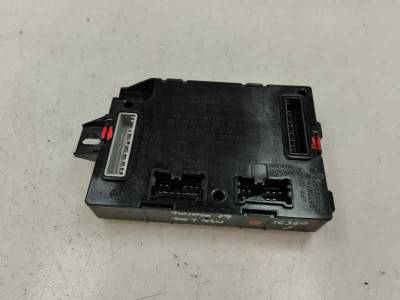 CAJA RELES FUSIBLES RENAULT TWINGO III 2019 0.9 CM3 (92 CV)