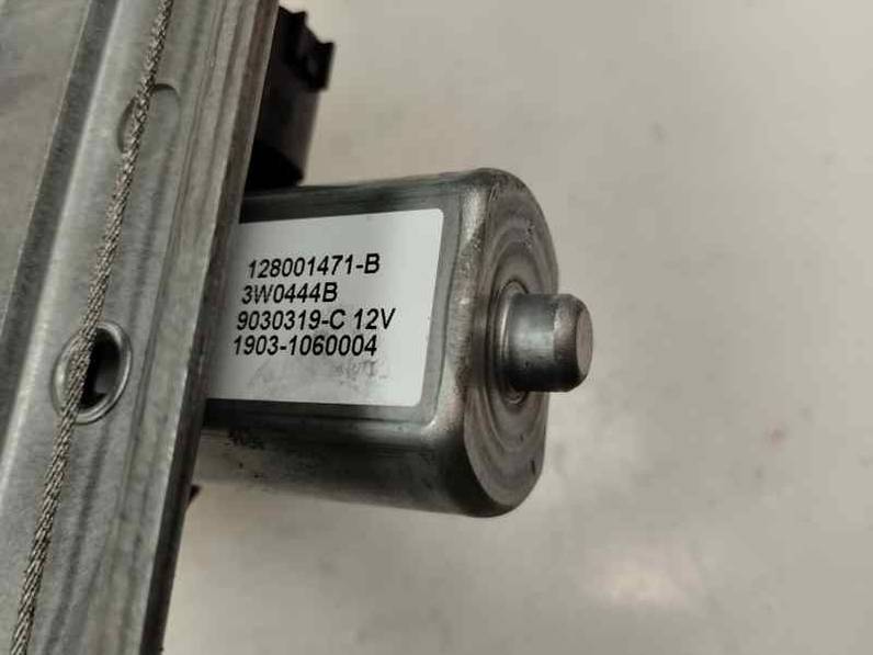 ELEVALUNAS DELANTERO DERECHO RENAULT TWINGO III 2019 0.9 CM3 (92 CV)