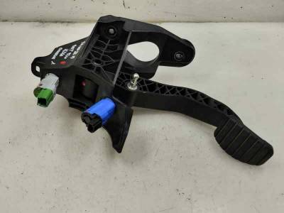 PEDAL EMBRAGUE RENAULT TWINGO III 2019 0.9 CM3 (92 CV)
