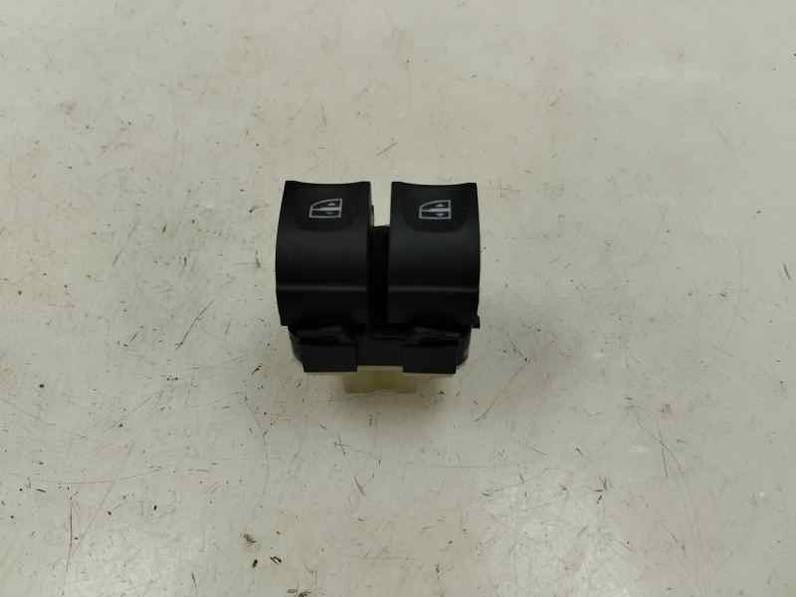 MANDO ELEVALUNAS DELANTERO IZQUIERDO RENAULT TWINGO III 2019 0.9 CM3 (92 CV)