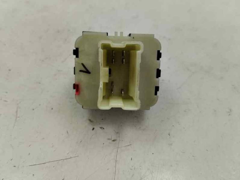 MANDO ELEVALUNAS DELANTERO IZQUIERDO RENAULT TWINGO III 2019 0.9 CM3 (92 CV)