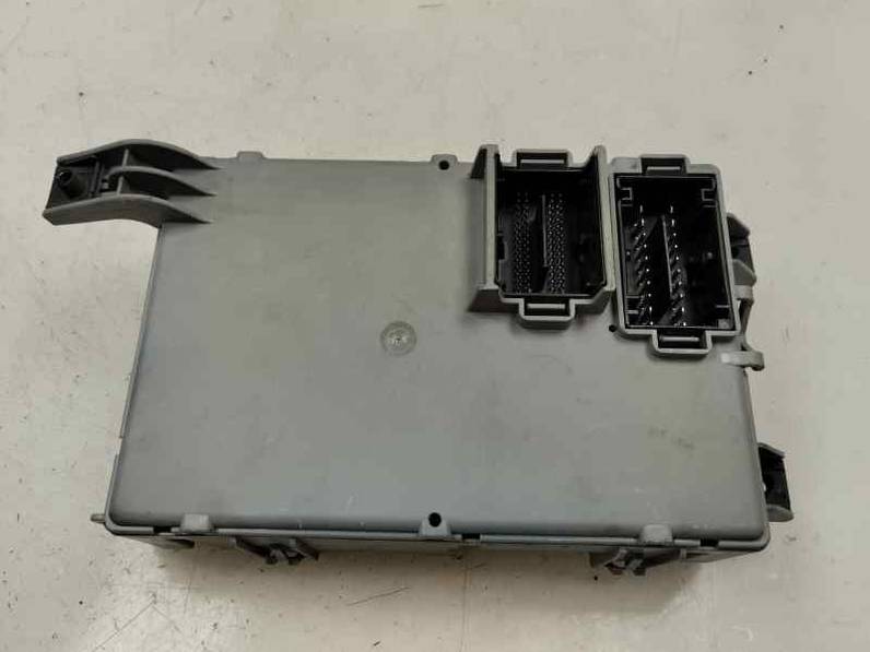 CAJA RELES FUSIBLES PEUGEOT BIPPER TEPEE 2011 1.3 HDI (75 CV)