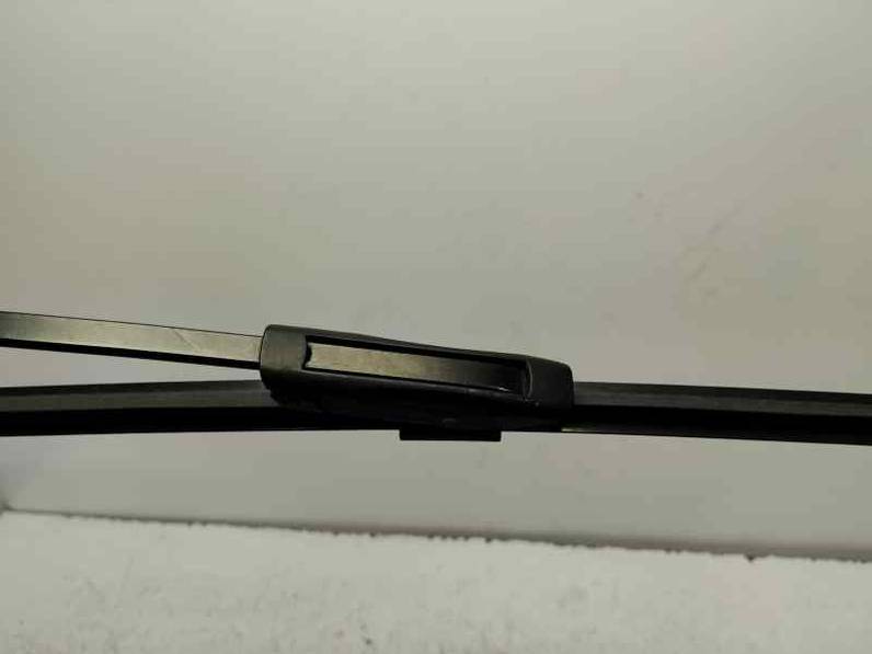 BRAZO LIMPIA DELANTERO DERECHO RENAULT TWINGO III 2019 0.9 CM3 (92 CV)