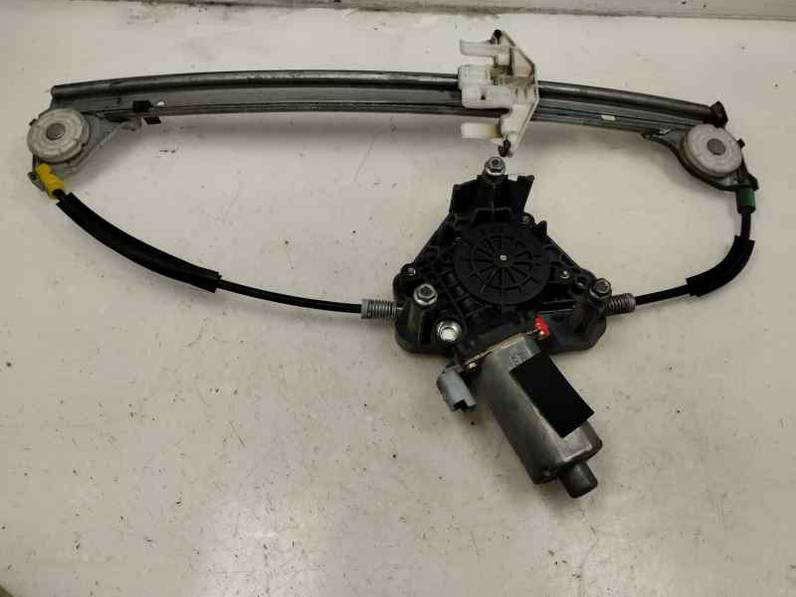 ELEVALUNAS TRASERO IZQUIERDO PEUGEOT 406 BREAK 2000 2.0 HDI