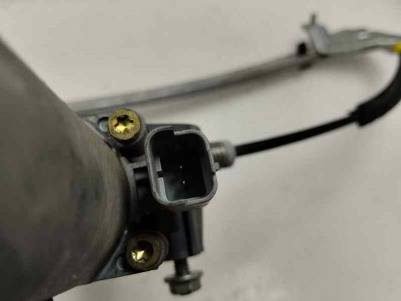 ELEVALUNAS TRASERO IZQUIERDO PEUGEOT 406 BREAK 2000 2.0 HDI