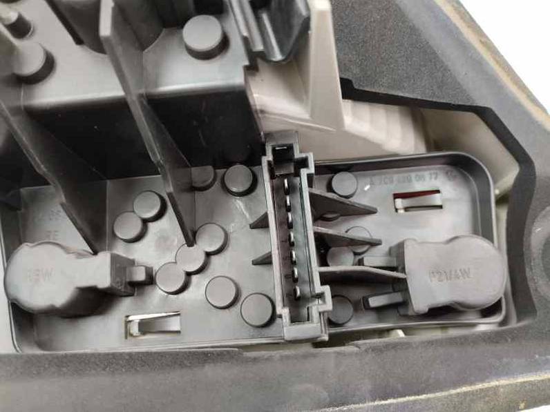 PILOTO TRASERO DERECHO MERCEDES CLASE CLK COUPE 2003 2.7 CDI (170 CV)