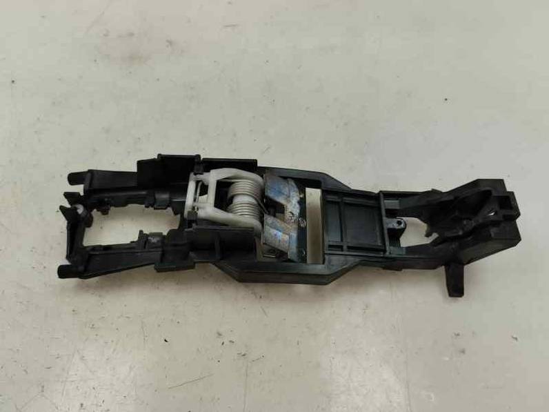 MANETA EXTERIOR DELANTERA IZQUIERDA MERCEDES CLASE CLK COUPE 2003 2.7 CDI (170 CV)