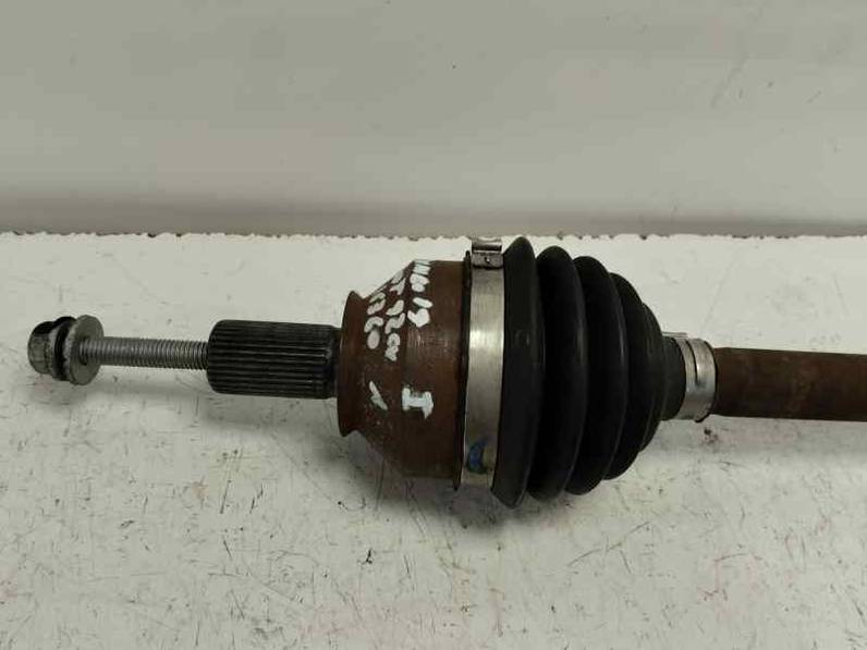 TRANSMISION TRASERA IZQUIERDA RENAULT TWINGO III 2019 0.9 CM3 (92 CV)