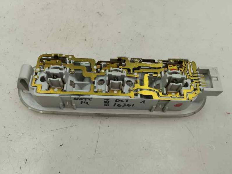 LUZ INTERIOR NISSAN NOTE 2014 1.2 MT (80 CV)