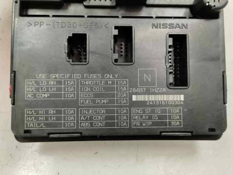 CAJA RELES FUSIBLES NISSAN NOTE 2014 1.2 MT (80 CV)