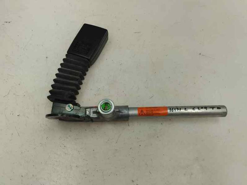 CINTURON SEGURIDAD TRASERO DERECHO MERCEDES CLASE CLK COUPE 2003 2.7 CDI (170 CV)