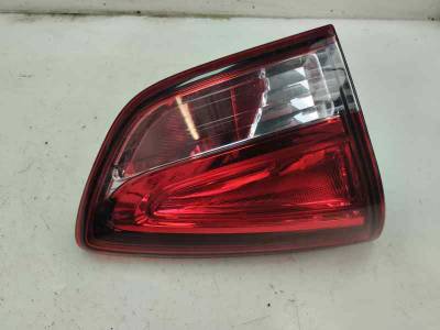 PILOTO TRASERO IZQUIERDO INTERIOR RENAULT CLIO IV GRANDTOUR 2014 0.9 TCE (90 CV)