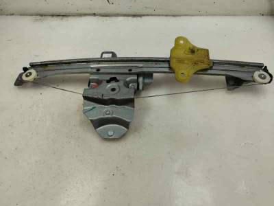 ELEVALUNAS DELANTERO IZQUIERDO RENAULT CLIO IV GRANDTOUR 2014 0.9 TCE (90 CV)