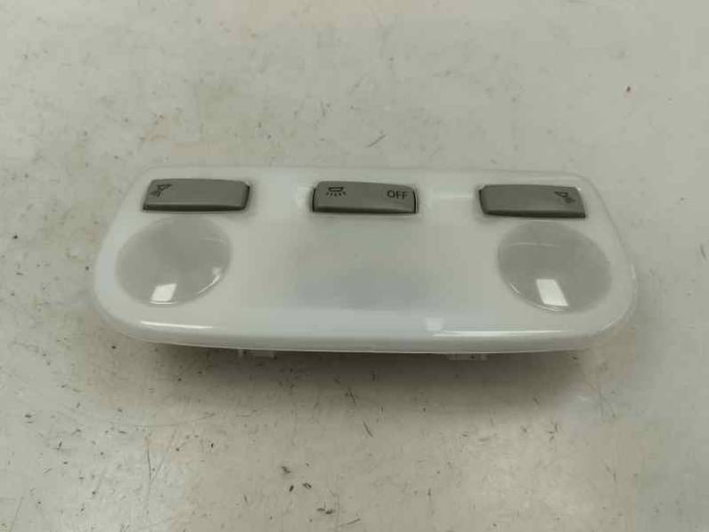 LUZ INTERIOR RENAULT CLIO IV GRANDTOUR 2014 0.9 TCE (90 CV)