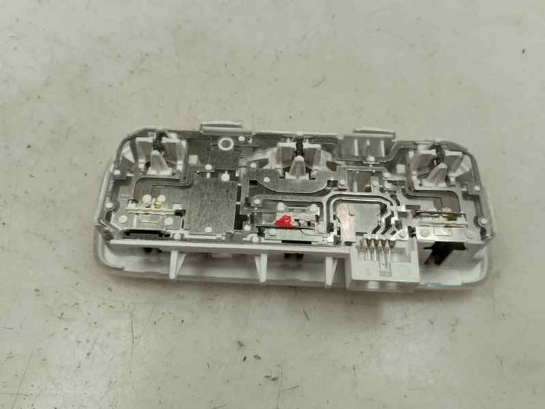 LUZ INTERIOR RENAULT CLIO IV GRANDTOUR 2014 0.9 TCE (90 CV)