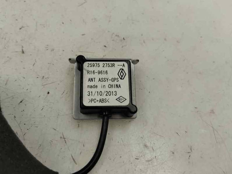 ANTENA RENAULT CLIO IV GRANDTOUR 2014 0.9 TCE (90 CV)