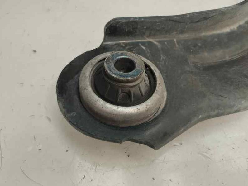BRAZO SUSPENSION INFERIOR DELANTERO IZQUIERDO RENAULT CLIO IV GRANDTOUR 2014 0.9 TCE (90 CV)