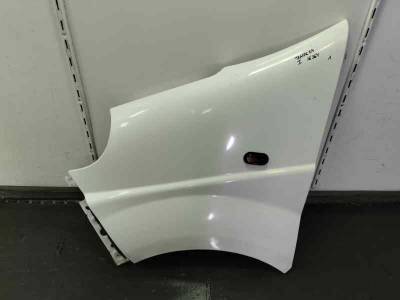 ALETA DELANTERA IZQUIERDA RENAULT TRAFIC CAJA CERRADA 2004