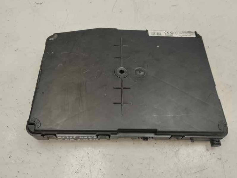 CAJA RELES FUSIBLES RENAULT SCENIC II 2004 1.9 DCI (120 CV)