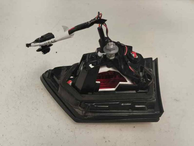 PILOTO TRASERO IZQUIERDO INTERIOR RENAULT CLIO IV 2018 0.9 (90 CV)