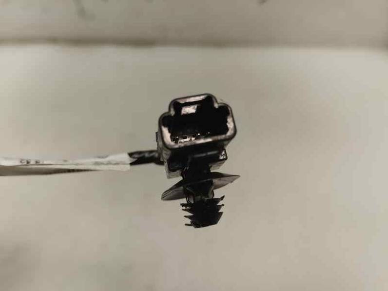 PILOTO TRASERO IZQUIERDO INTERIOR RENAULT CLIO IV 2018 0.9 (90 CV)