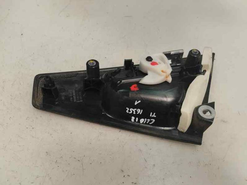 MANETA EXTERIOR TRASERA IZQUIERDA RENAULT CLIO IV 2018 0.9 (90 CV)