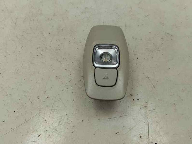 LUZ INTERIOR RENAULT CLIO IV 2018 0.9 (90 CV)