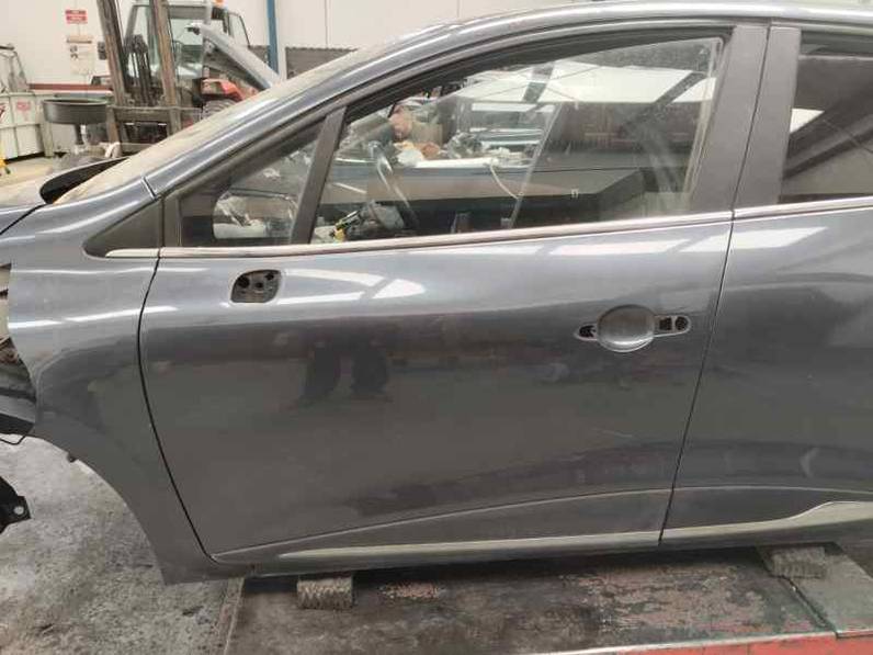 PUERTA DELANTERA IZQUIERDA RENAULT CLIO IV 2018 0.9 (90 CV)