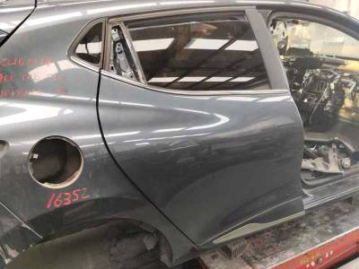 PUERTA TRASERA DERECHA RENAULT CLIO IV 2018 0.9 (90 CV)