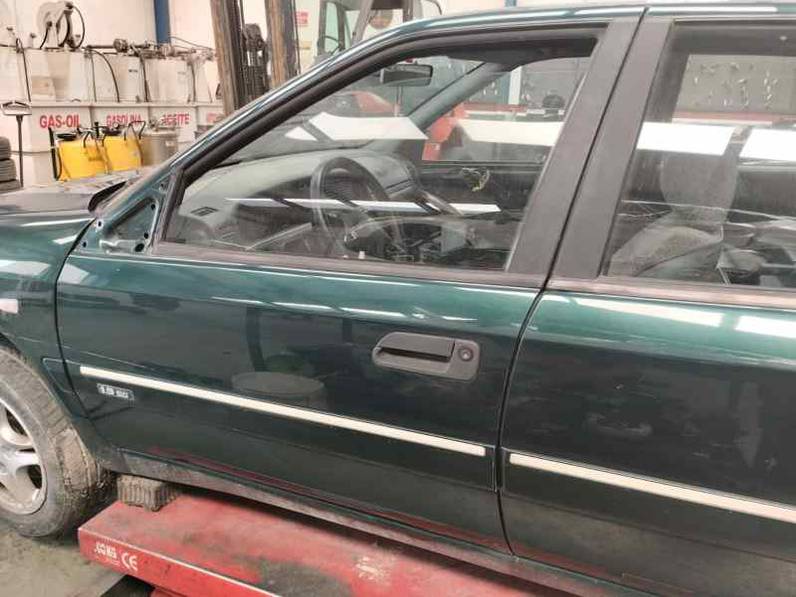 PUERTA DELANTERA IZQUIERDA CITROEN XANTIA BERLINA 1998 1.9 SDTD (75 CV)
