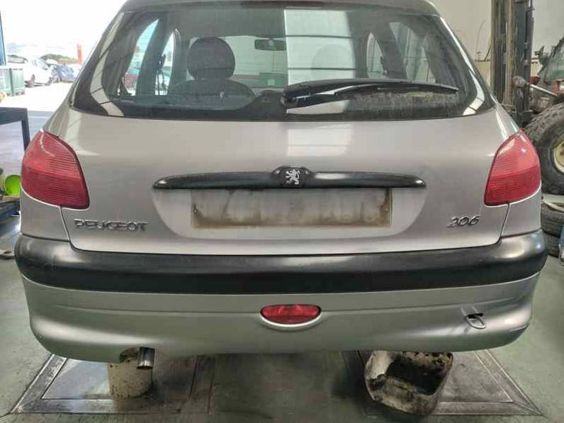 PARAGOLPES TRASERO PEUGEOT 206 BERLINA 2000 1.4 (75 CV)