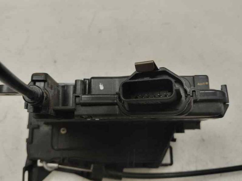 CERRADURA PUERTA TRASERA IZQUIERDA RENAULT CAPTUR 2015 1.2