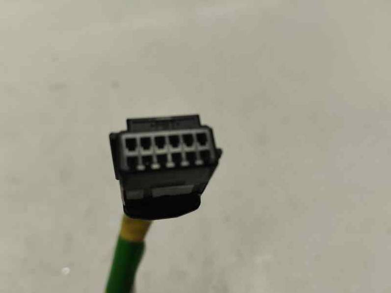 RETROVISOR IZQUIERDO RENAULT CAPTUR 2015 1.2