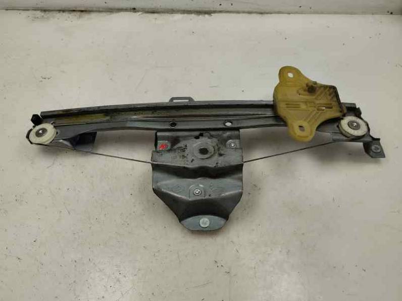 ELEVALUNAS TRASERO IZQUIERDO RENAULT CAPTUR 2015 1.2