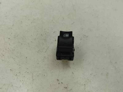 MANDO ELEVALUNAS DELANTERO DERECHO RENAULT CAPTUR 2015 1.2