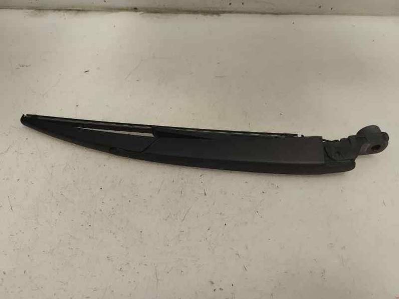 BRAZO LIMPIA TRASERO RENAULT CAPTUR 2015 1.2