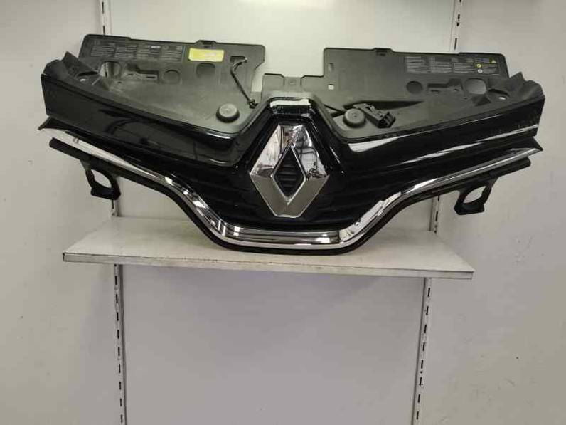 REJILLA DELANTERA RENAULT CAPTUR 2015 1.2