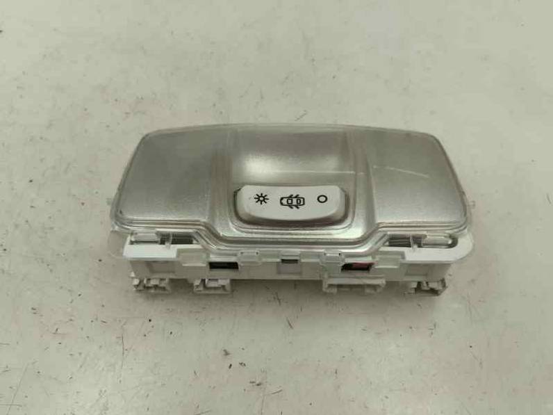 LUZ INTERIOR PEUGEOT 2008 2017 1.6 E-HDI