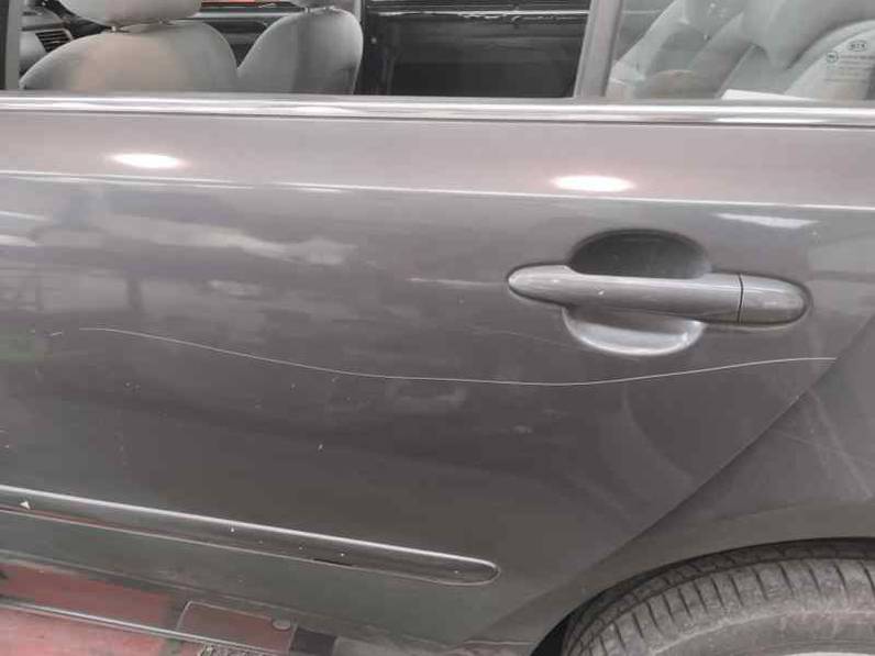PUERTA TRASERA IZQUIERDA KIA MAGENTIS 2006 2.0 CRDI (140 CV)