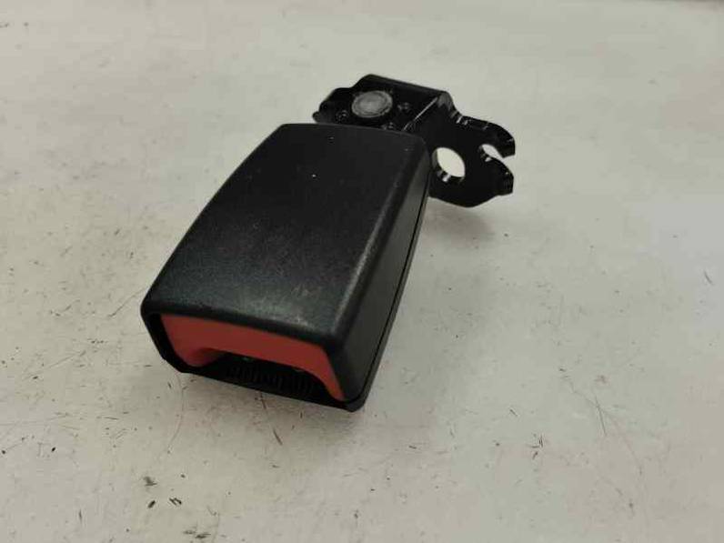 CINTURON SEGURIDAD TRASERO CENTRAL OPEL CORSA D 2014 1.3 CDTI (75 CV)