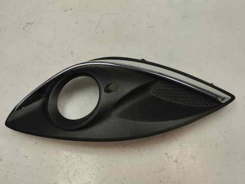 REJILLA PARAGOLPES DERECHA OPEL CORSA D 2014 1.3 CDTI (75 CV)