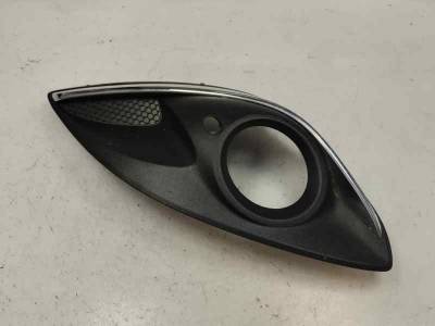 REJILLA PARAGOLPES IZQUIERDA OPEL CORSA D 2014 1.3 CDTI (75 CV)