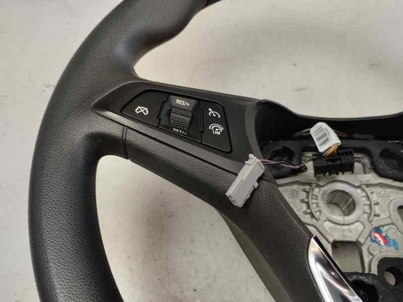 VOLANTE OPEL CORSA E 2018 1.4 MULTIPUNTO (90 CV)