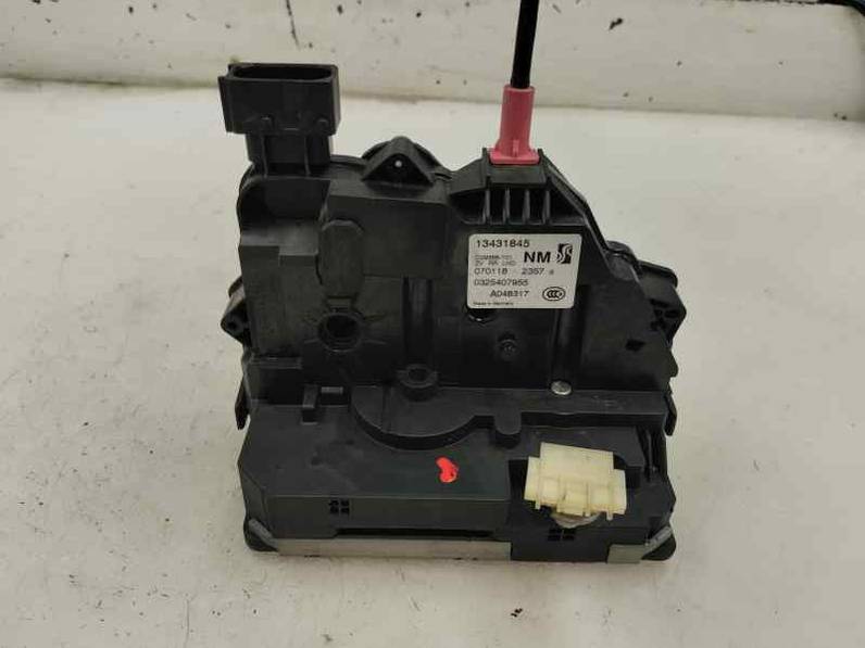 CERRADURA PUERTA TRASERA DERECHA OPEL CORSA E 2018 1.4 MULTIPUNTO (90 CV)